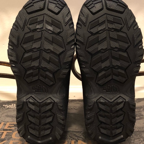 North Face snow boots - Picture 3 of 4